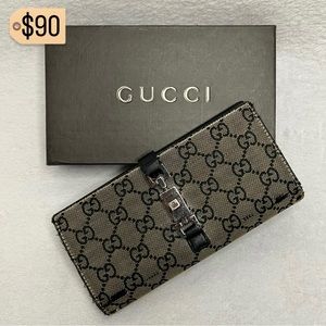 ✨✨✨✨SOLD✨✨✨✨ Gucci Authentic Jackie Monogram Leather Canvas Grey Vintage Wallet